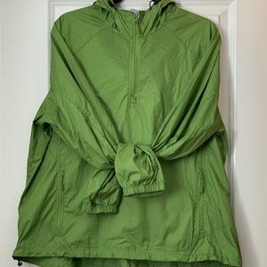 LLBean PLUS - Pull over/ Packable rain jacket